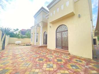 4 BR  Villa For Sale in Hoshi, Sharjah - 4821505