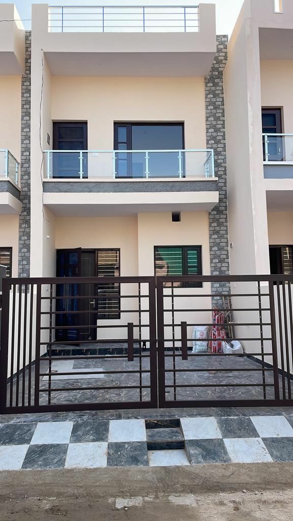 Resale 3 Bedroom 900 Sq.Ft. Villa in Sector 127 Mohali 4987489