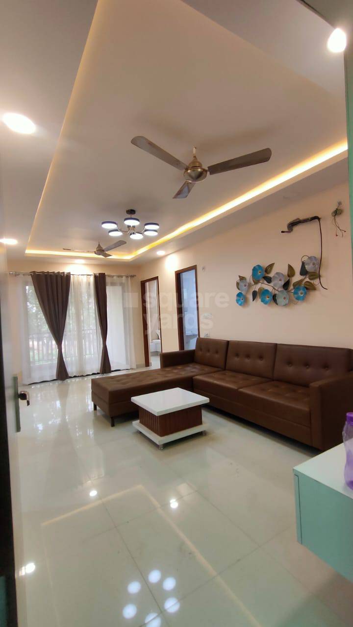 Resale 3 Bedroom 1500 Sq.Ft. Apartment in Manglam The Grand Residency