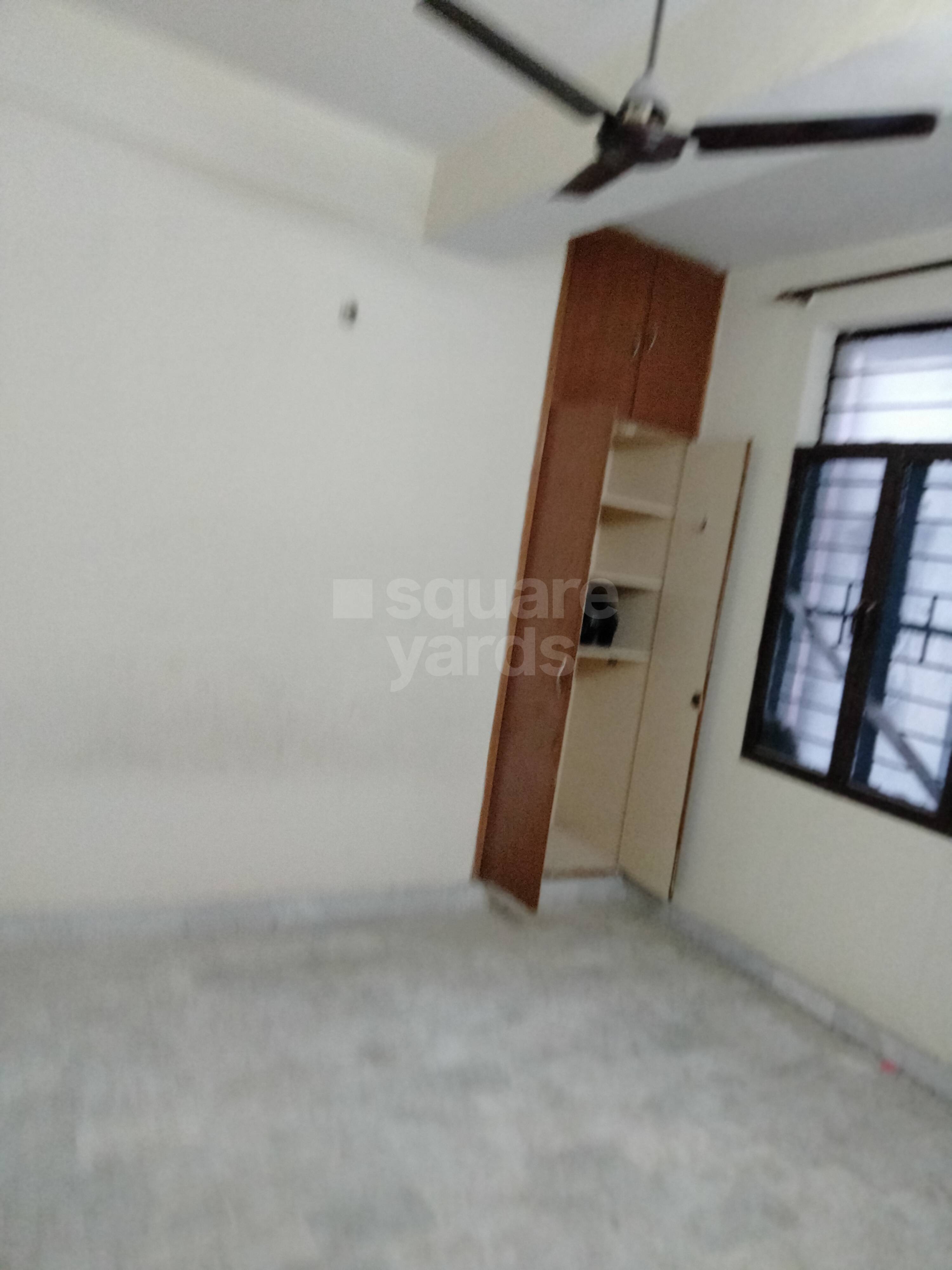 Resale 4 Bedroom 70 Sq.Yd. Independent House in Sahibabad Ghaziabad