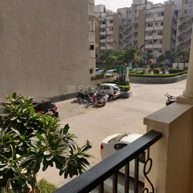 Balcony, emaar-emerald-floors-premier 4 Bedroom 1975 Sq.Ft. Apartment In Sector 65 Gurgaon 10635126