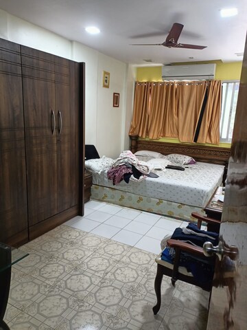 Bedroom in 4 BHK Independent House at Goregaon West – for Rent