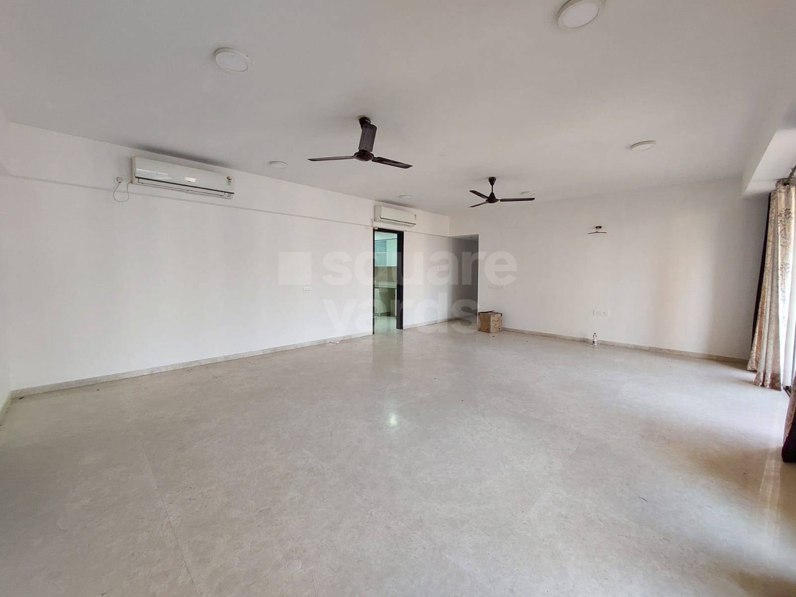 Rental 2 Bedroom 725 Sq.Ft. Apartment in Lodha Splendora River View, Ghodbunder Road Thane 5630593