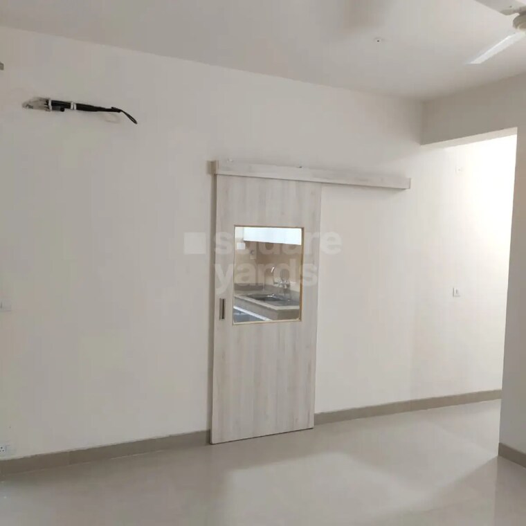 Room, emaar-emerald-estate 2.5 Bedroom 1020 Sq.Ft. Apartment In Sector 65 Gurgaon 10626065