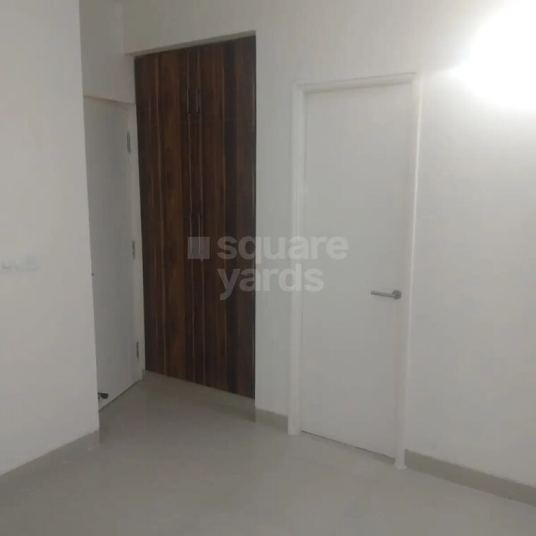Room, emaar-emerald-estate 2.5 Bedroom 1050 Sq.Ft. Apartment In Sector 65 Gurgaon 10625779
