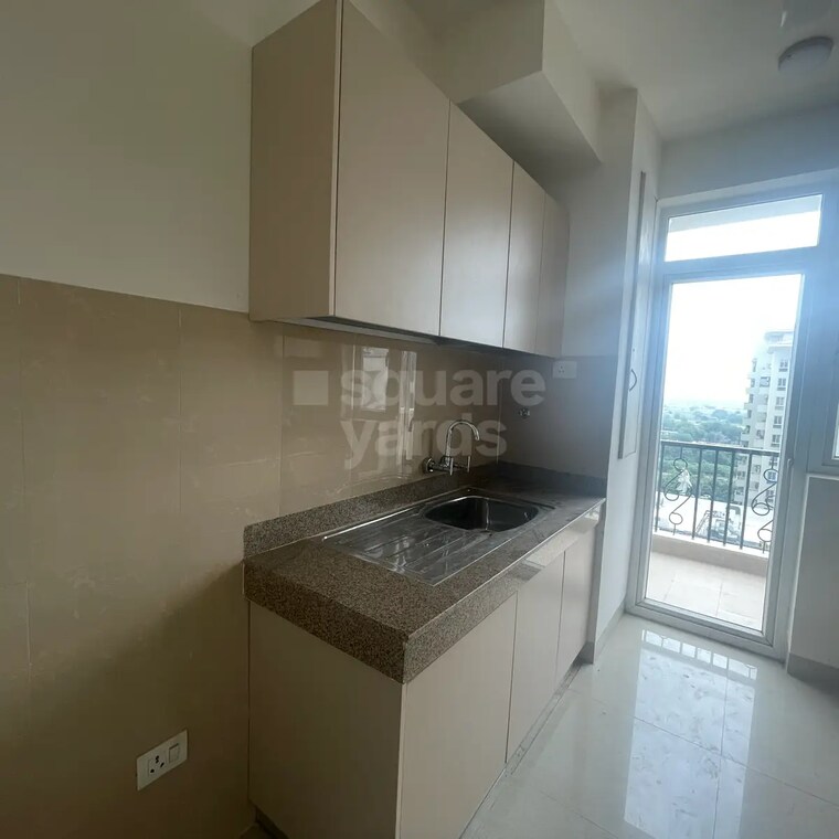 Kitchen, emaar-emerald-estate 3.5 Bedroom 1395 Sq.Ft. Apartment In Sector 65 Gurgaon 10656811