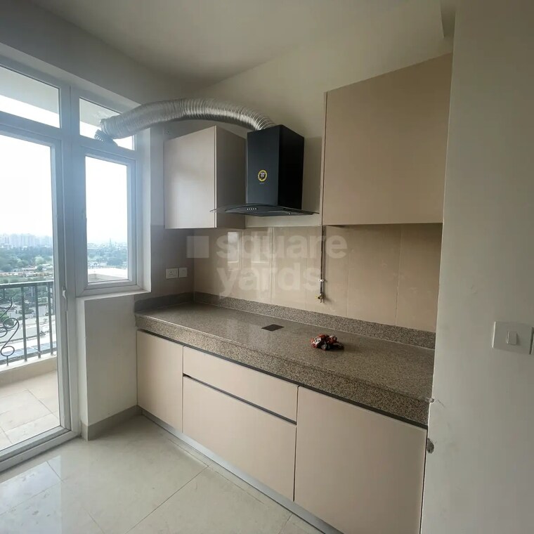 Kitchen, emaar-emerald-estate 3.5 Bedroom 1395 Sq.Ft. Apartment In Sector 65 Gurgaon 10656811