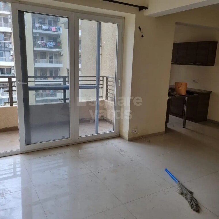 Kitchen, emaar-emerald-estate 3 Bedroom 1395 Sq.Ft. Apartment In Sector 65 Gurgaon 10651296