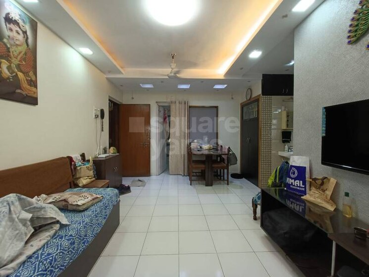 Bedroom, lokhandwala-riviera-tower 1 Bedroom 450 Sq.Ft. Apartment In Kandivali East Mumbai 4998221