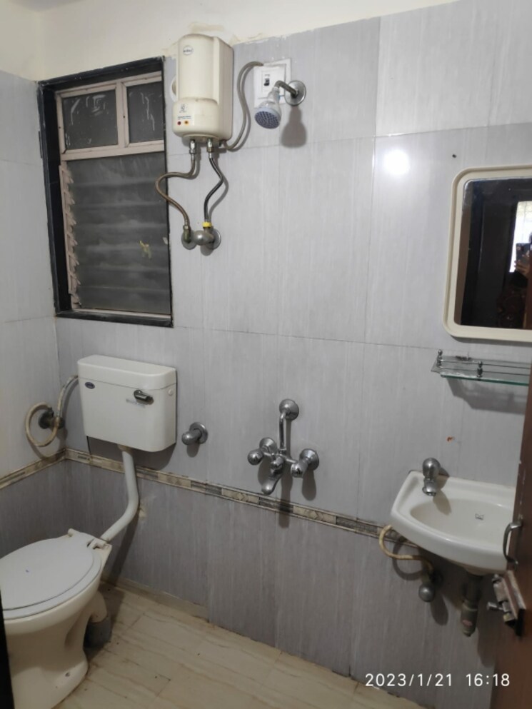 Bathroom, green-gagan 2 Bedroom 650 Sq.Ft. Apartment In Kandivali East Mumbai 4999949