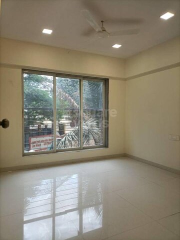 Room in 2 BHK Apartment at Acme Oasis, Kandivali East – for Sale