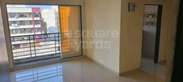 Room in 2 BHK Apartment at Acme Oasis, Kandivali East – for Sale