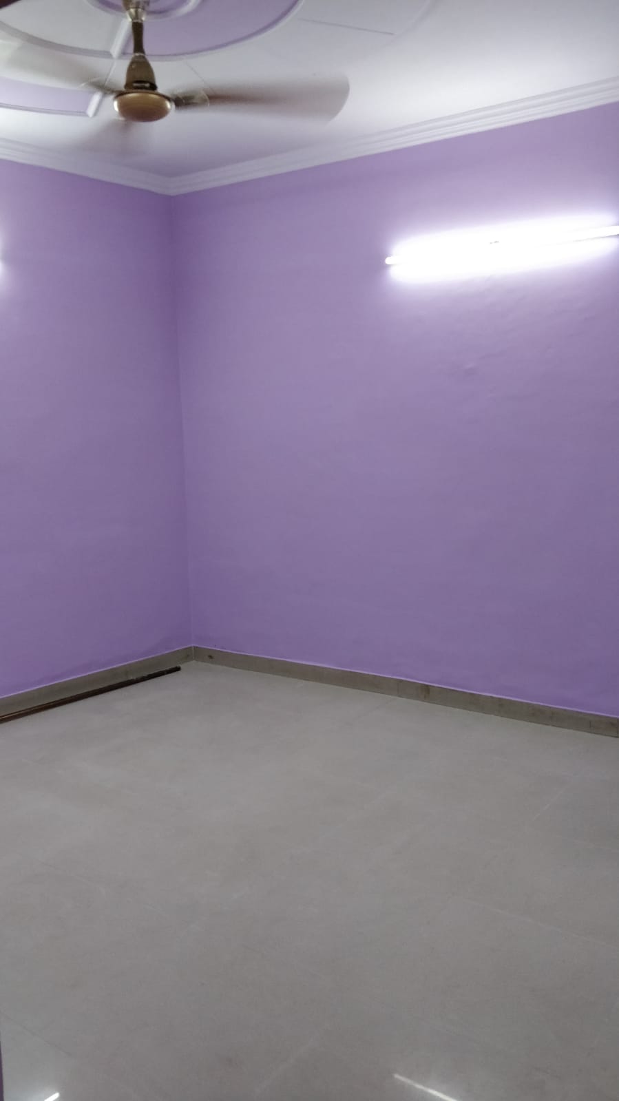 Resale Commercial Office Space 580 Sq.Ft. in Laxmi Nagar Delhi 5027896