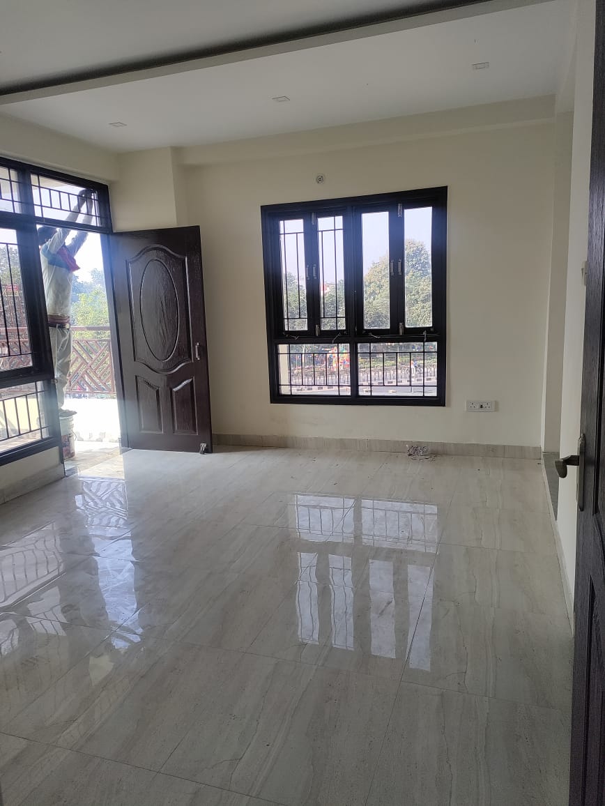 Resale 3 Bedroom 1750 Sq.Ft. Apartment in Raj Ganga Surya Shyam, Raebareli Road Lucknow 5123001