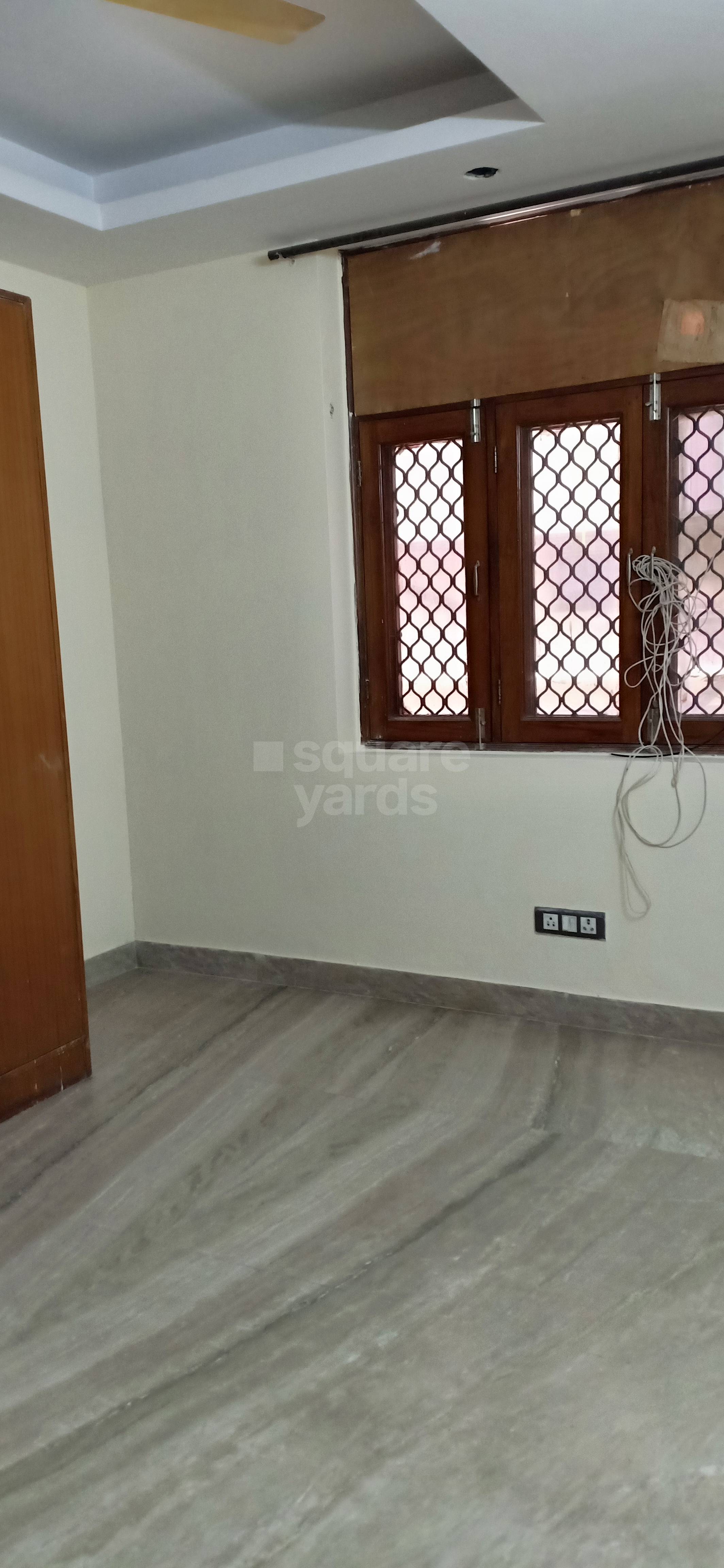 Rental 1 Bedroom 550 Sq.Ft. Apartment in Shivalik Apartments Malviya