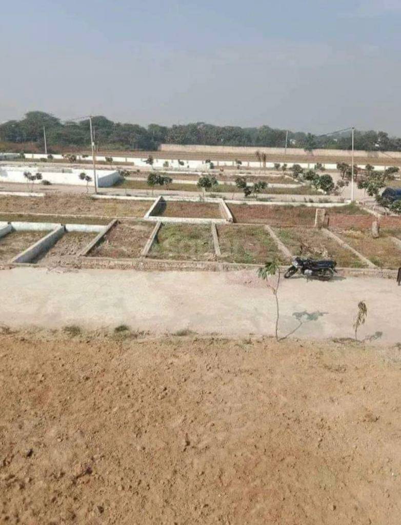 Resale 135 Sq.Yd. Plot in DDA MIG Flats Rohini, Rohini Sector 7 Delhi