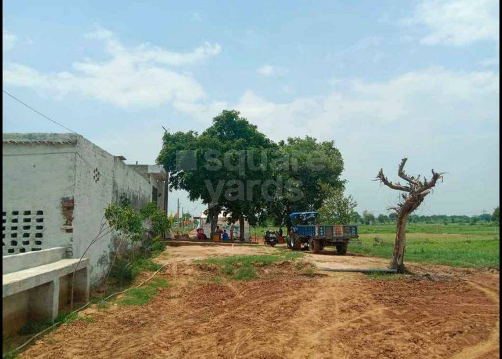 Resale 135 Sq.Yd. Plot in DDA MIG Flats Rohini, Rohini Sector 7 Delhi