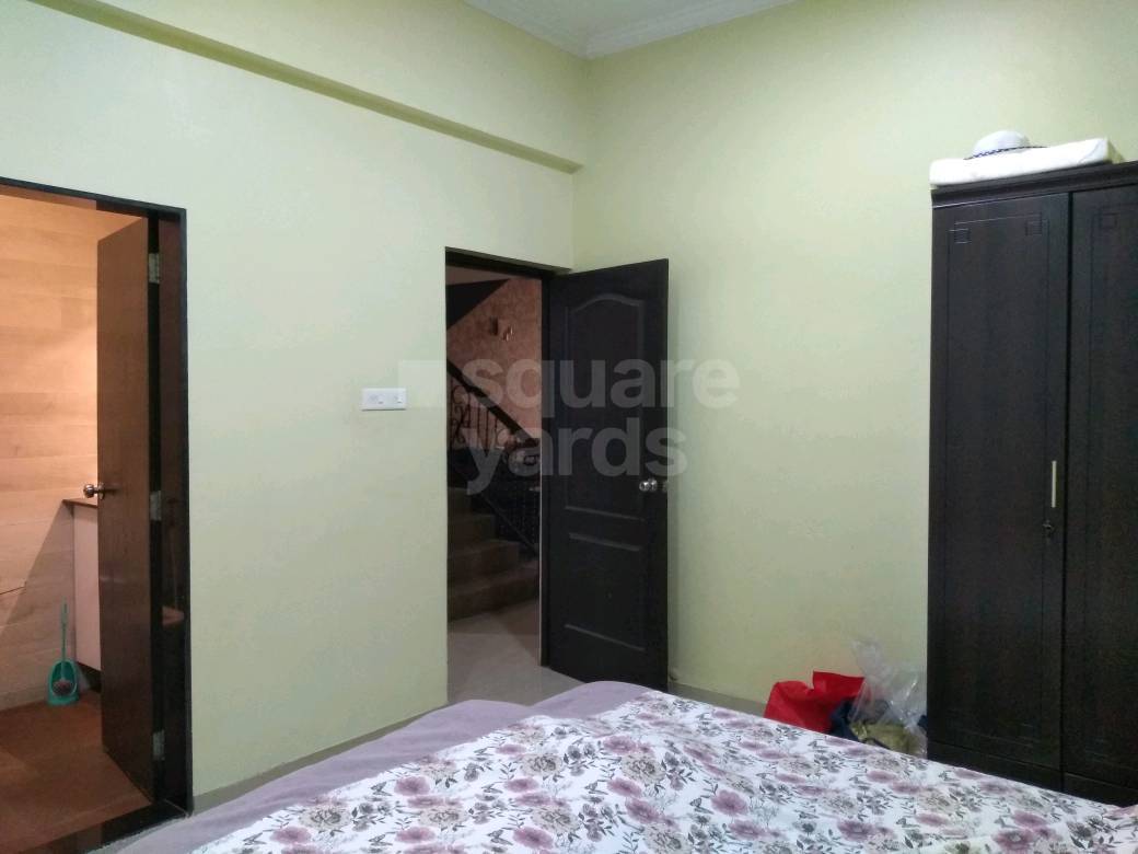 Resale 3.5 Bedroom 2800 Sq.Ft. Villa in Dorabjee Paradise Building A&B