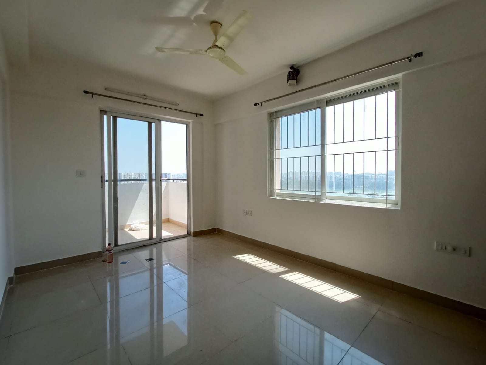 Rental 3 Bedroom 1255 Sq.Ft. Apartment in Ozone Evergreens, Harlur