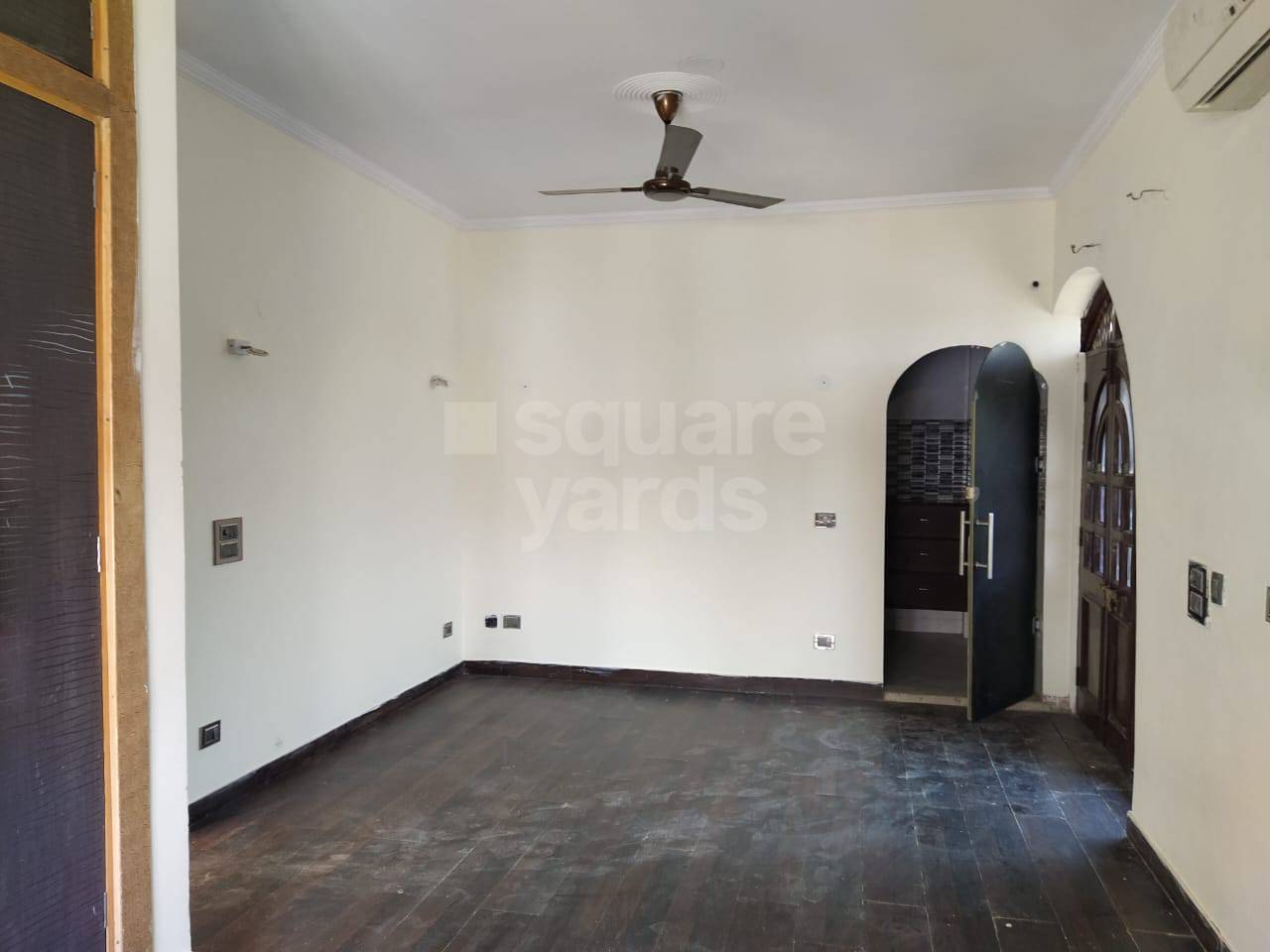 Rental 6 Bedroom 3000 Sq.Ft. Independent House in Palam Vihar Residents