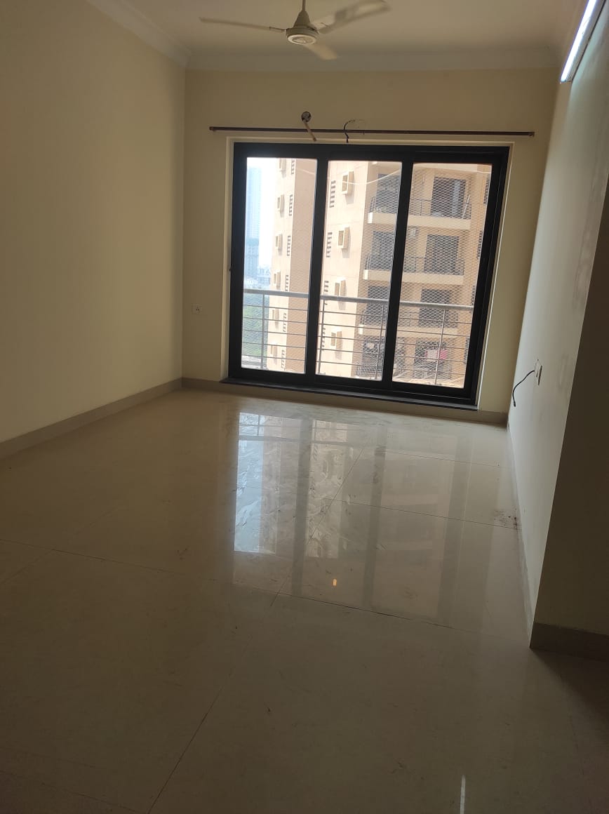 Rental 1 Bedroom 675 Sq.Ft. Apartment in K Raheja Heights, Malad East ...