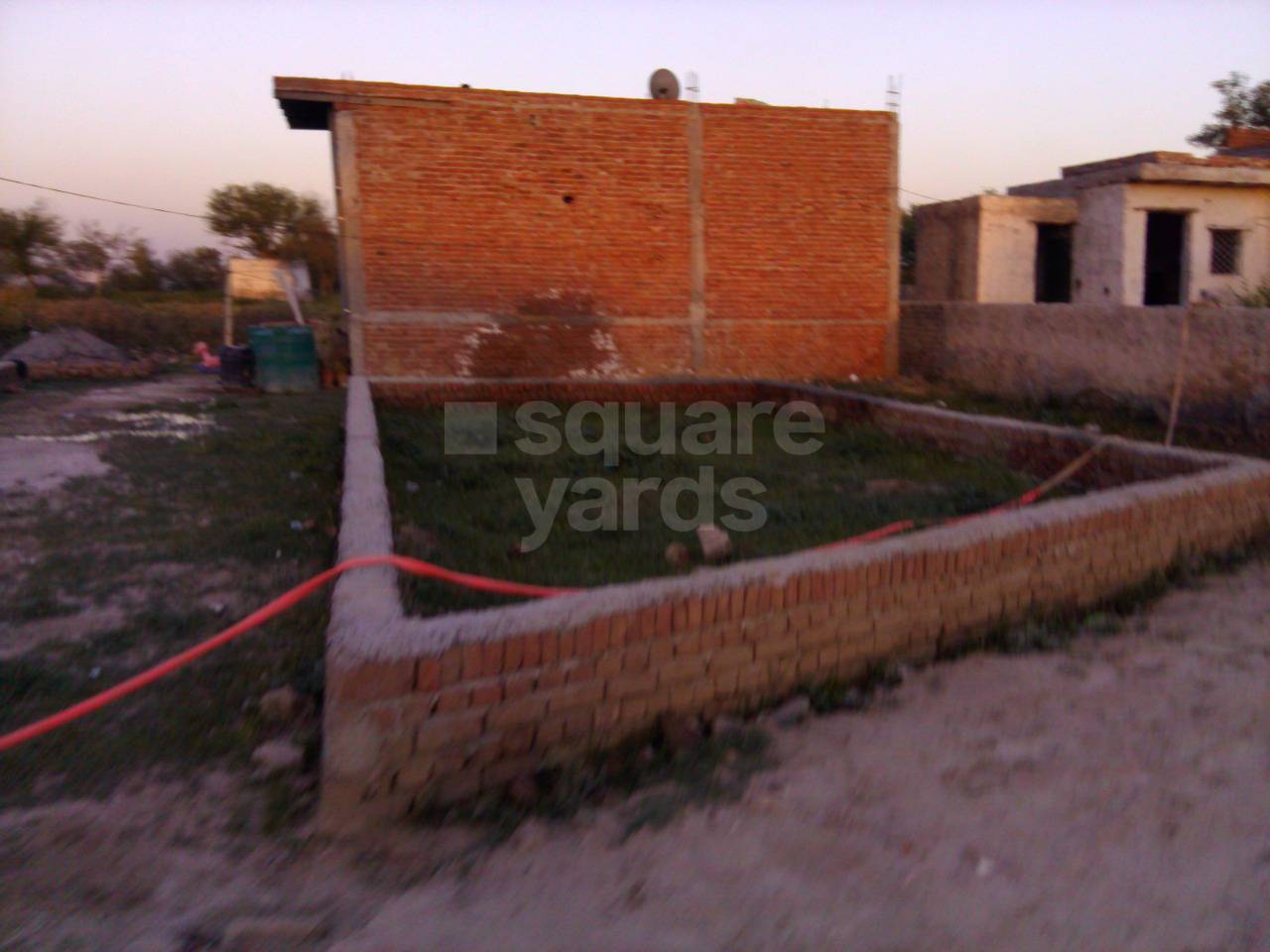 Resale 360 Sq.Ft. Plot in Molarband Delhi 5031615