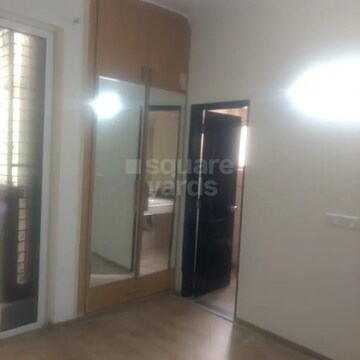 Room in 3 BHK Apartment at Ansal API Esencia, Sector 67 – for Sale