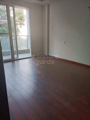 Room in 3.5 BHK Apartment at CHD Avenue 71, Sector 71 – for Sale