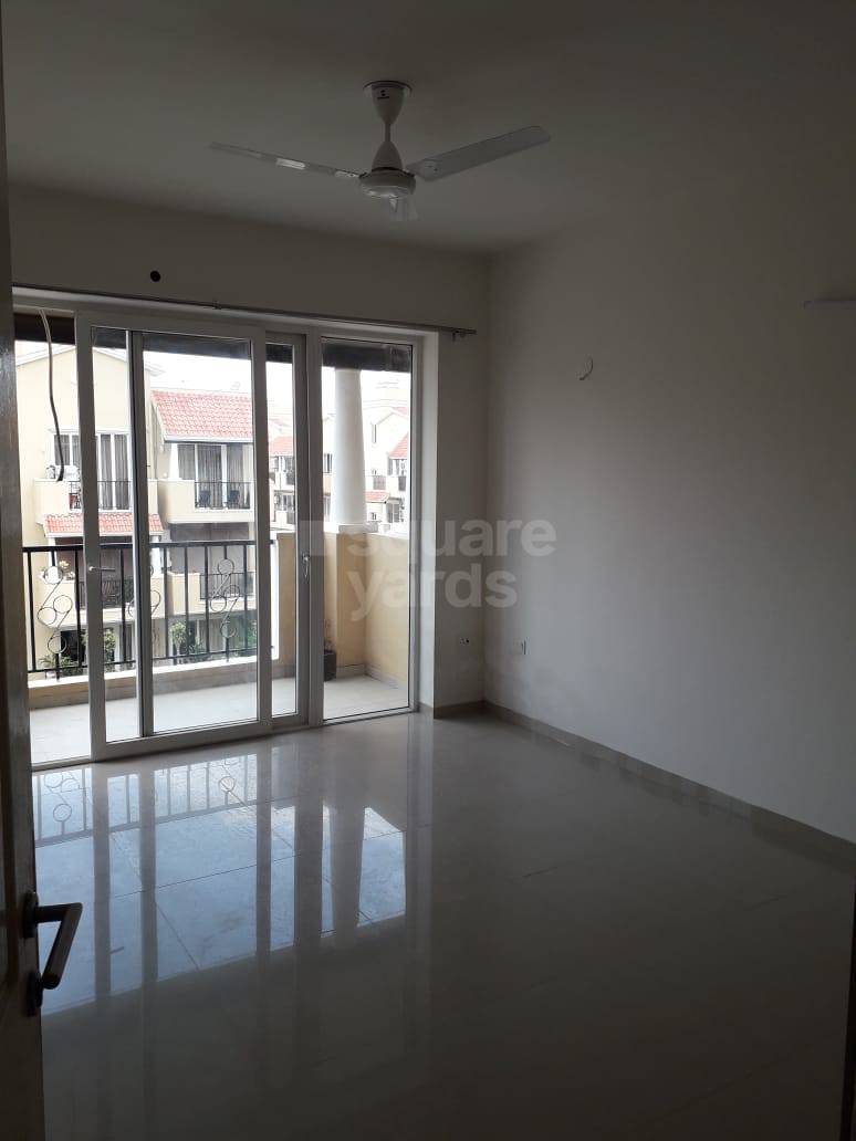 Rental 4 Bedroom 1380 Sq.Ft. Builder Floor in Emaar MGF Emerald Hills