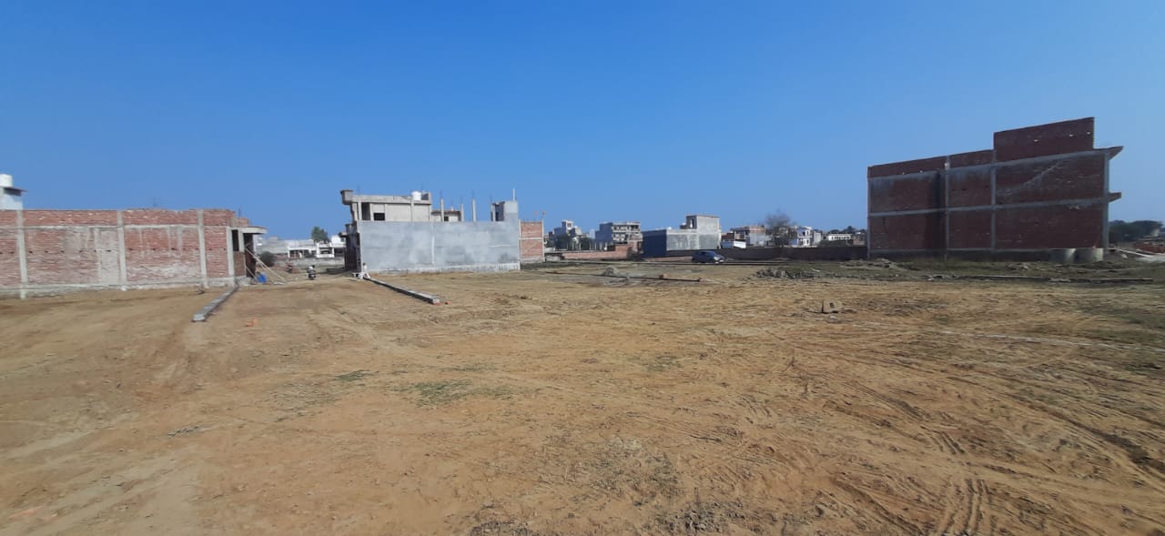 Resale 1000 Sq.Ft. Plot in Gomti Nagar Lucknow 5040047