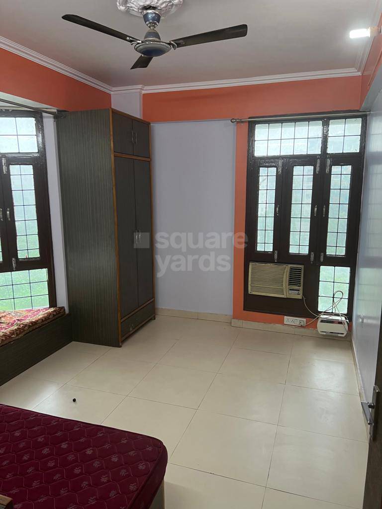 Rental 3 Bedroom 1750 Sq.Ft. Apartment in Gomti Nagar Lucknow 5048316