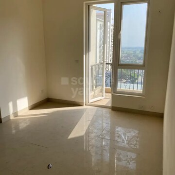 Room in 2 BHK Apartment at Emaar Emerald Estate, Sector 65 – for Sale