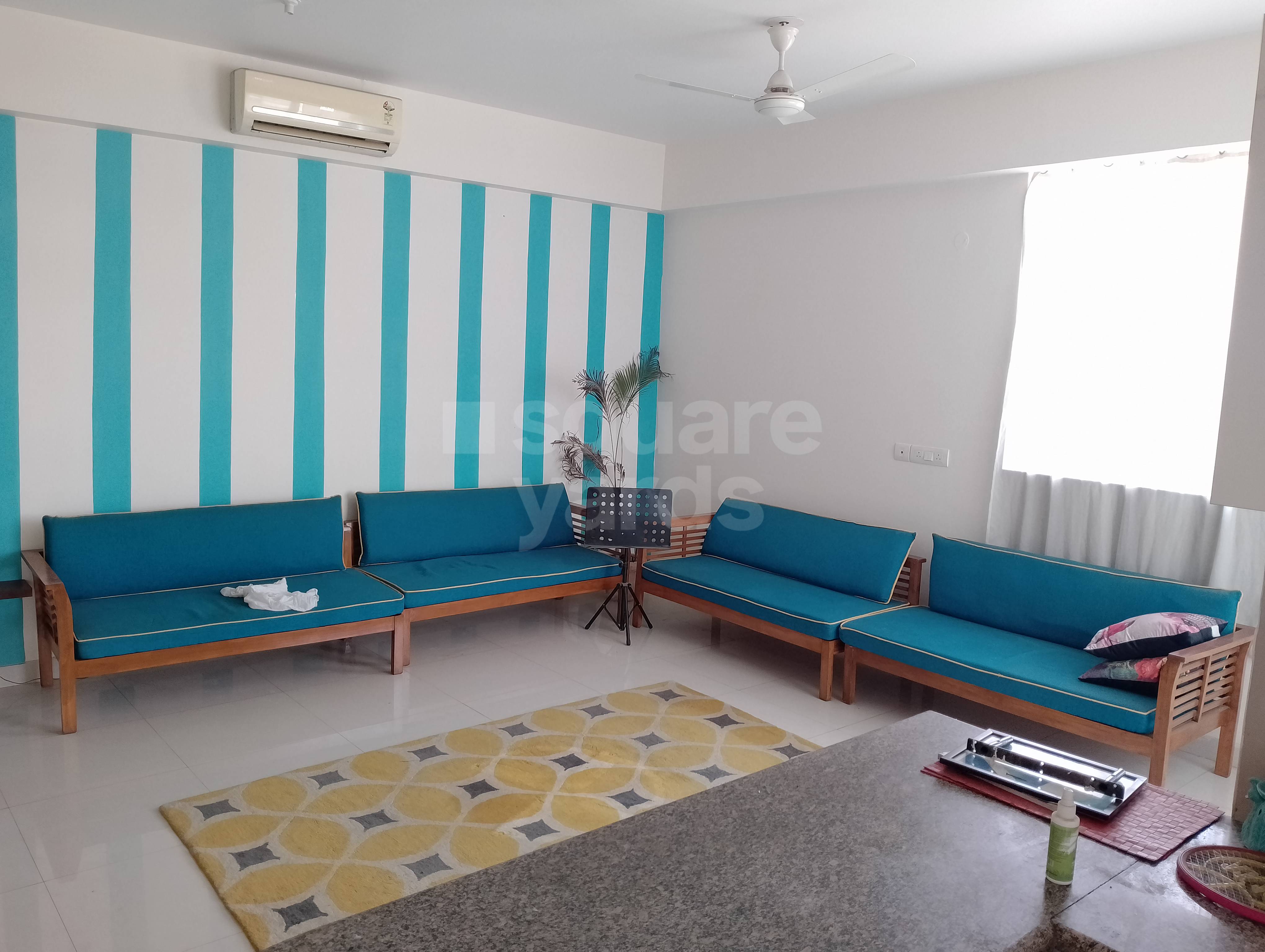 Rental 2 Bedroom 1150 Sq.Ft. Apartment in Emaar MGF The Palm Drive