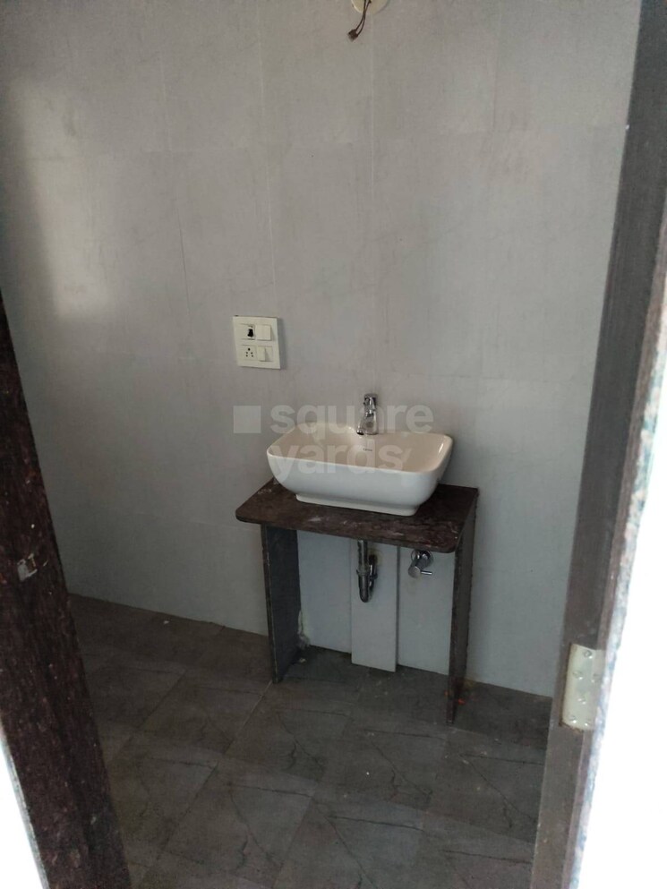 Bathroom, asmita-sand-dunes 3 Bedroom 1130 Sq.Ft. Apartment In Malad West Mumbai 5055174