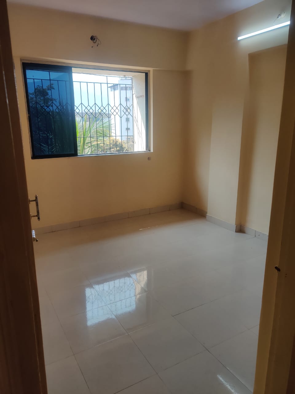 Rental 1 Bedroom 410 Sq.Ft. Apartment in Krishna Greenland Park Vastu