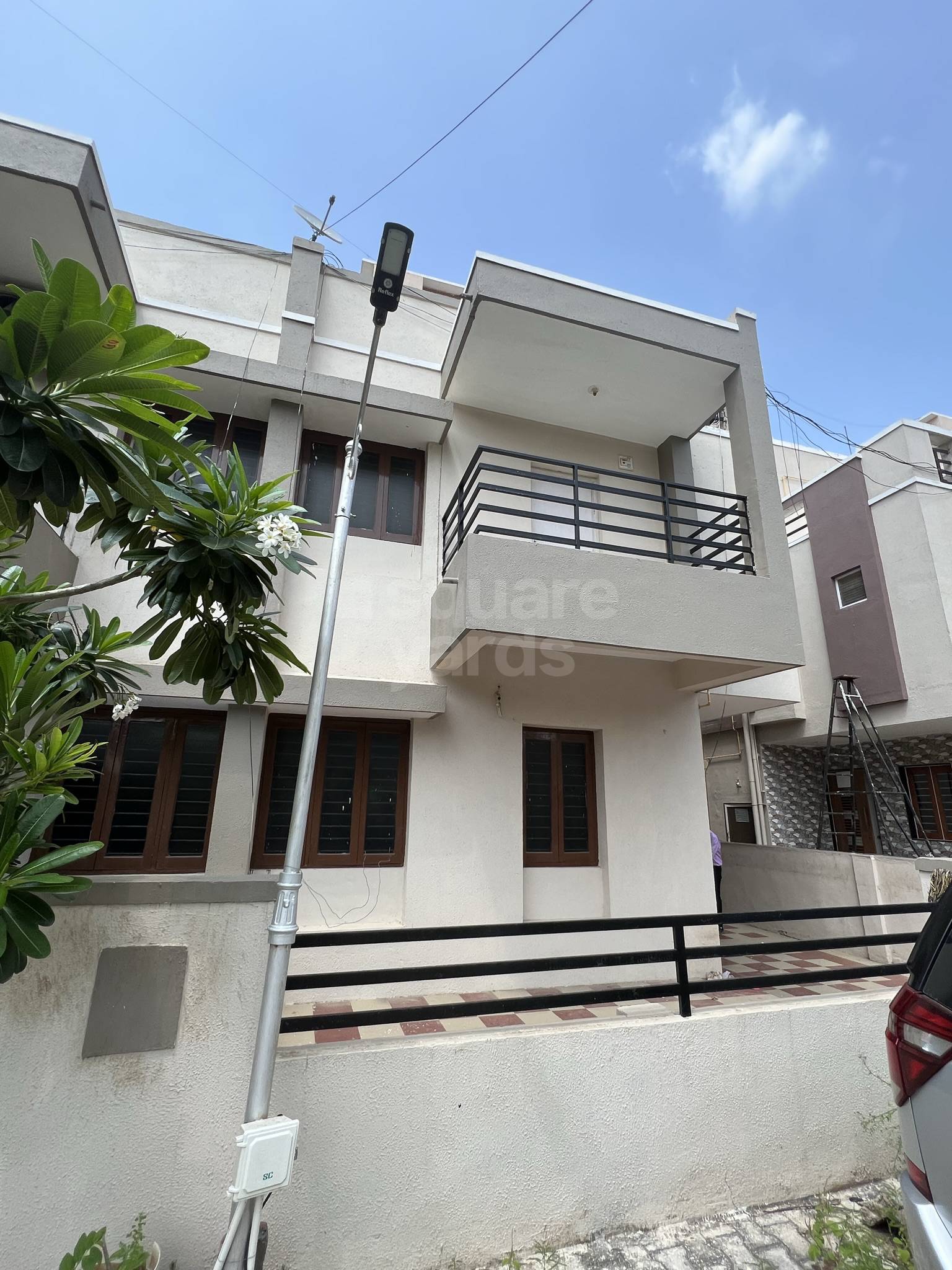 Rental 4 Bedroom 300 Sq.Yd. Independent House in Raysan Gandhinagar