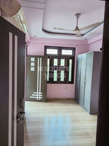 Room in 1 BHK Builder Floor at C-Scheme – for Rent