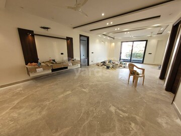Room in 3 BHK Apartment at Emaar Emerald Estate, Sector 65 – for Sale