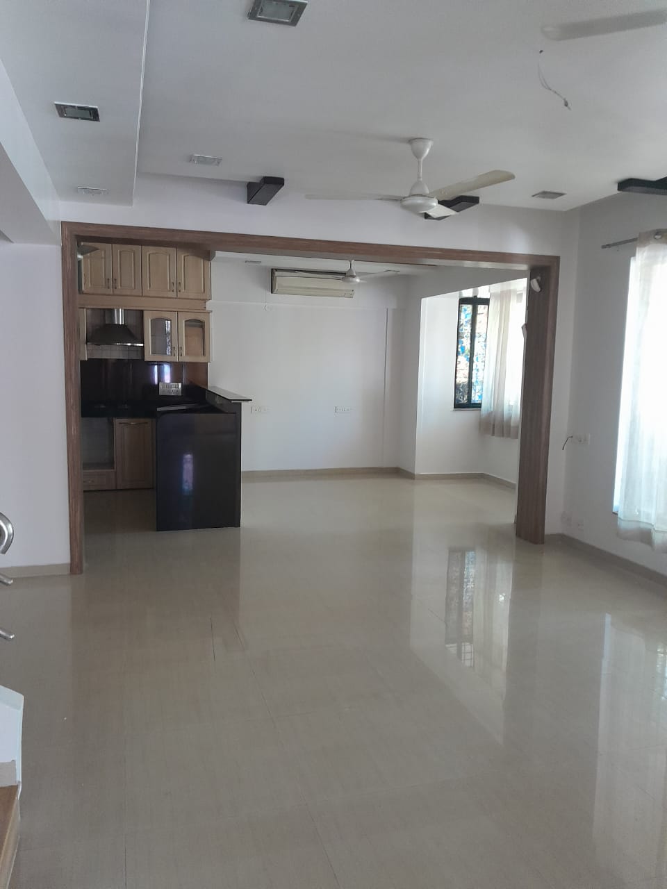 Resale 2 Bedroom 915 Sq.Ft. Apartment in DNV Elite Orchids, Aundh Pune