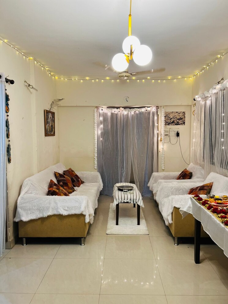 Living Room, raheja-vistas-phase-3 2 Bedroom 855 Sq.Ft. Apartment In Nibm Pune 5065057