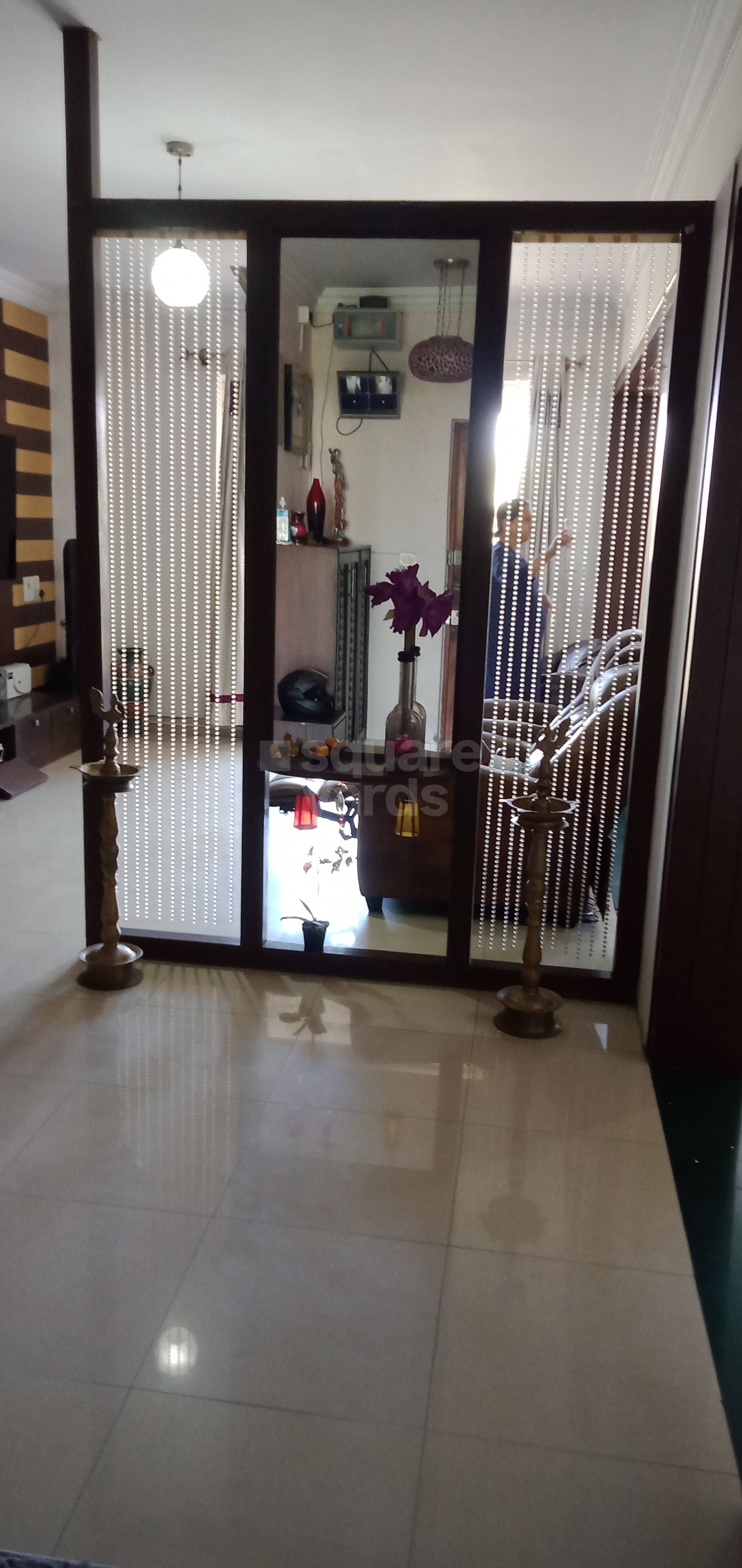 Rental 6+ Bedroom 3047 Sq.Ft. Apartment in SJR Park Vista, Marathahalli