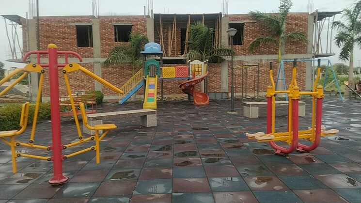 Swimming Pool, fidato-honour-homes 3 Bedroom 180 Sq.Yd. Builder Floor In Sector 89 Faridabad 5075415