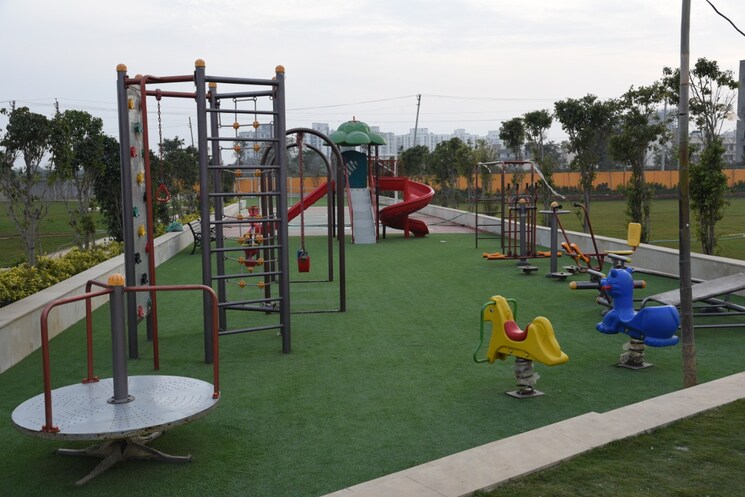 Garden, fidato-honour-homes 3 Bedroom 180 Sq.Yd. Builder Floor In Sector 89 Faridabad 5075415