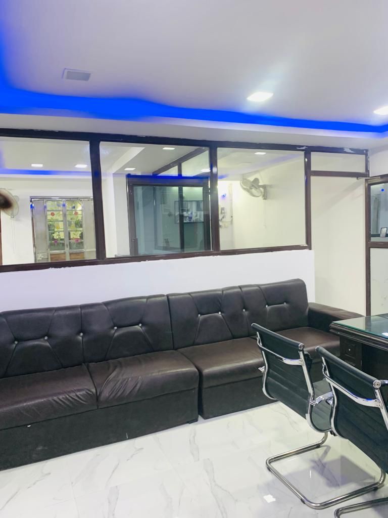 Rental Commercial Office Space 1250 Sq.Ft. in Gomti Nagar Lucknow 5075760