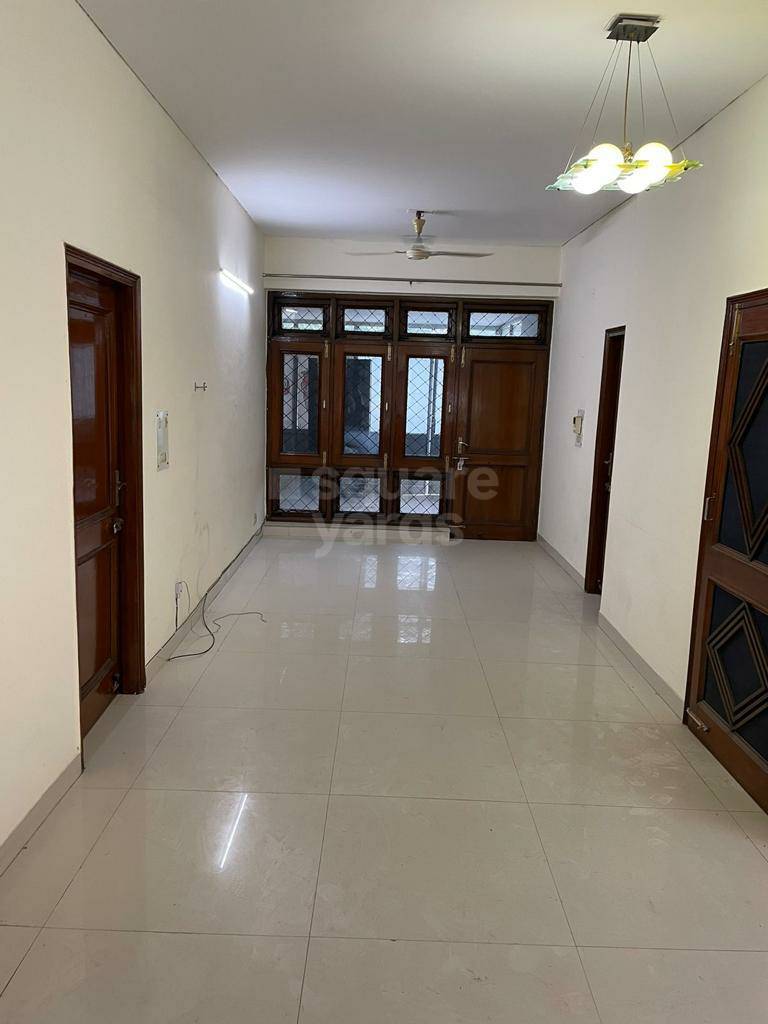 Rental 3 Bedroom 4500 Sq.Ft. Independent House in Sector 15 Faridabad 5084923