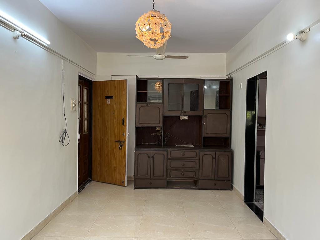 1 BHK Apartment For Rent in Sujata Apartments Santacruz East Santacruz East Mumbai  5085929