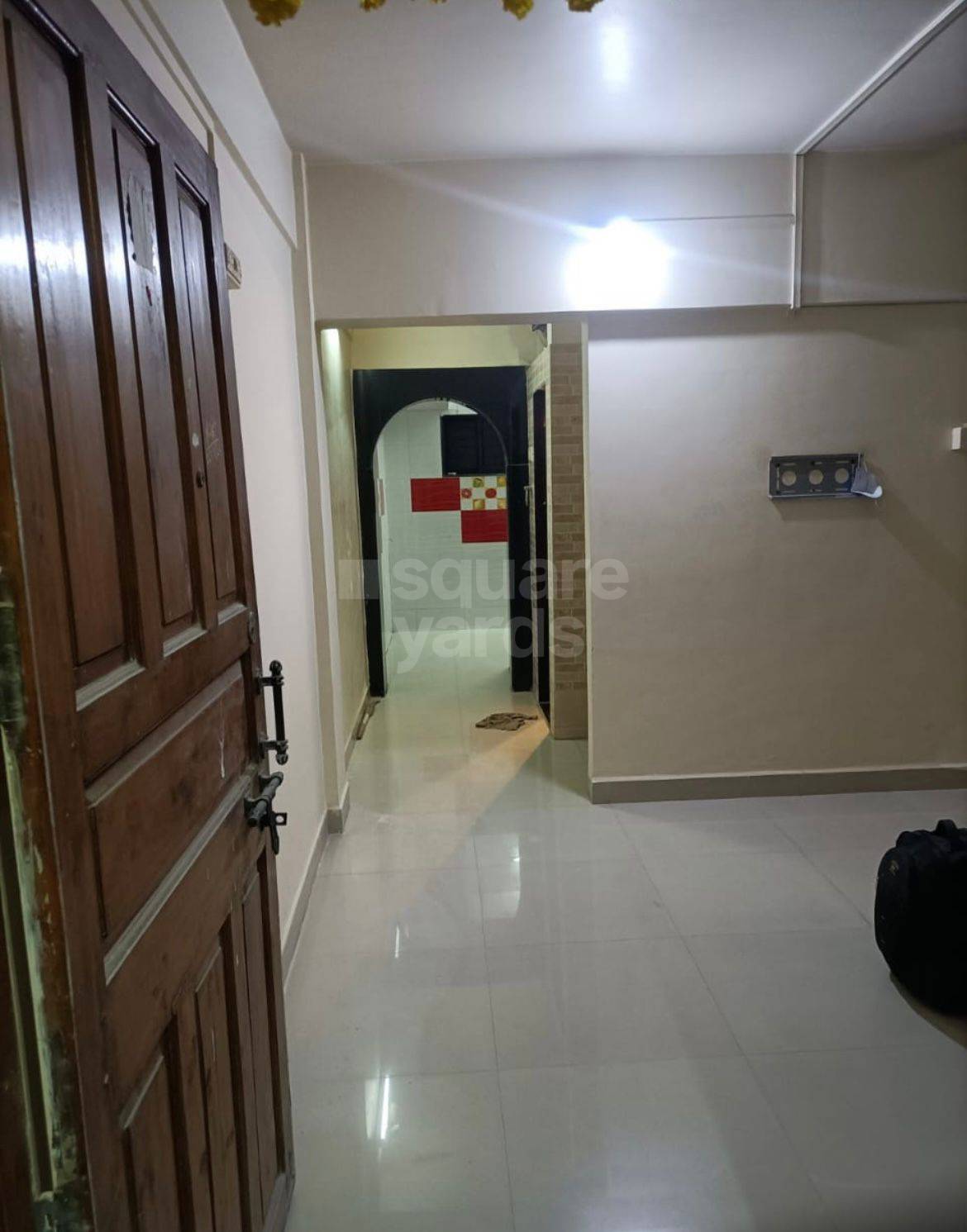 Rental 2 Bedroom 650 Sq.Ft. Apartment in Tilak Nagar Building, Tilak