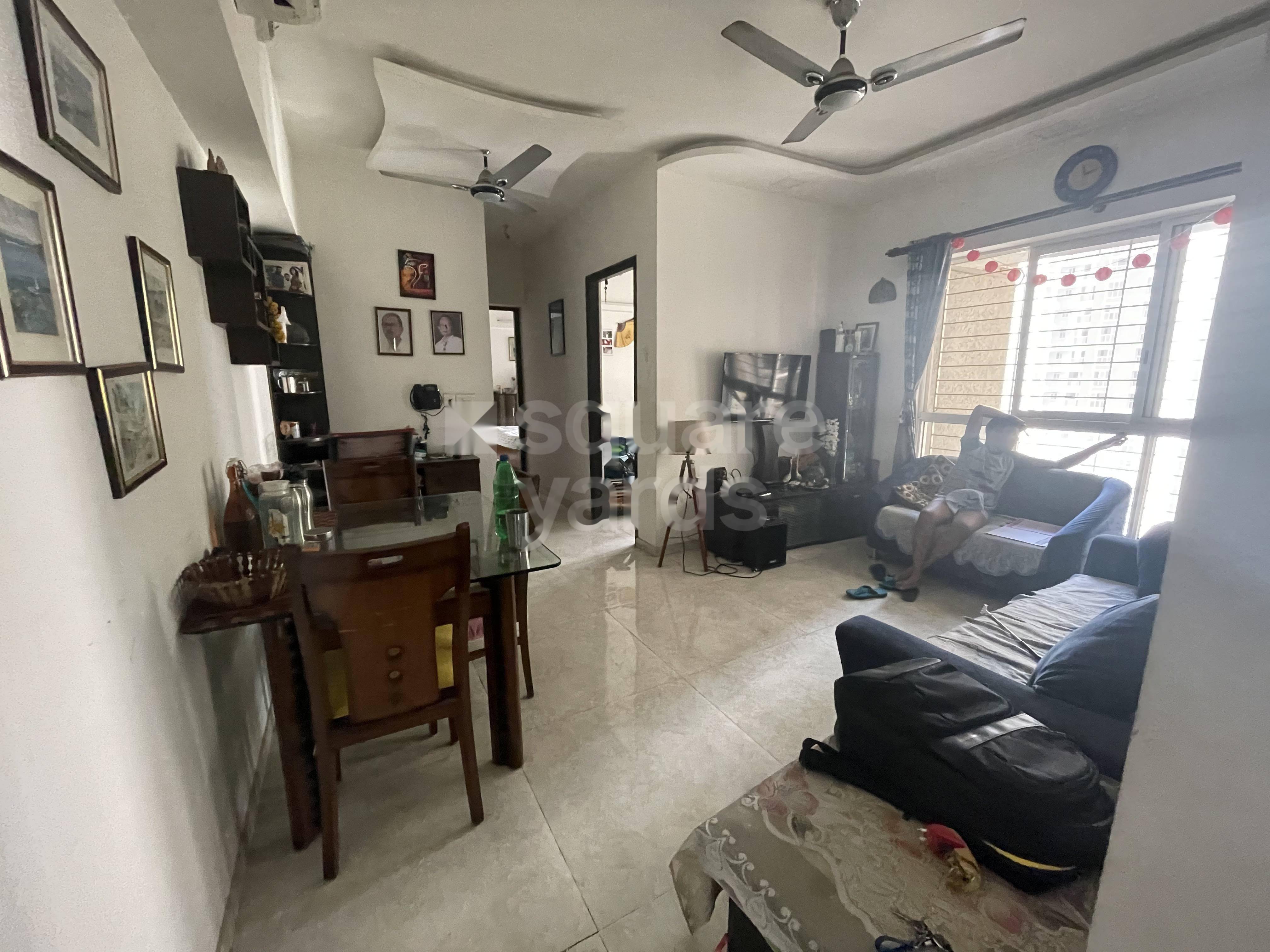 Rental 2 Bedroom 882 Sq.Ft. Apartment in Lodha Amara, Kolshet Road