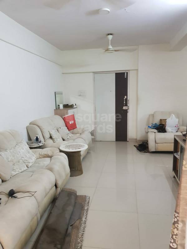 2 BHK + Extra Room Apartment For Sale in Balaji Enclave Kandivali East