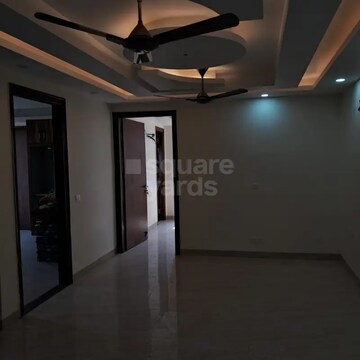 Living Room in 3 BHK Builder Floor at Sector 57 – for Rent